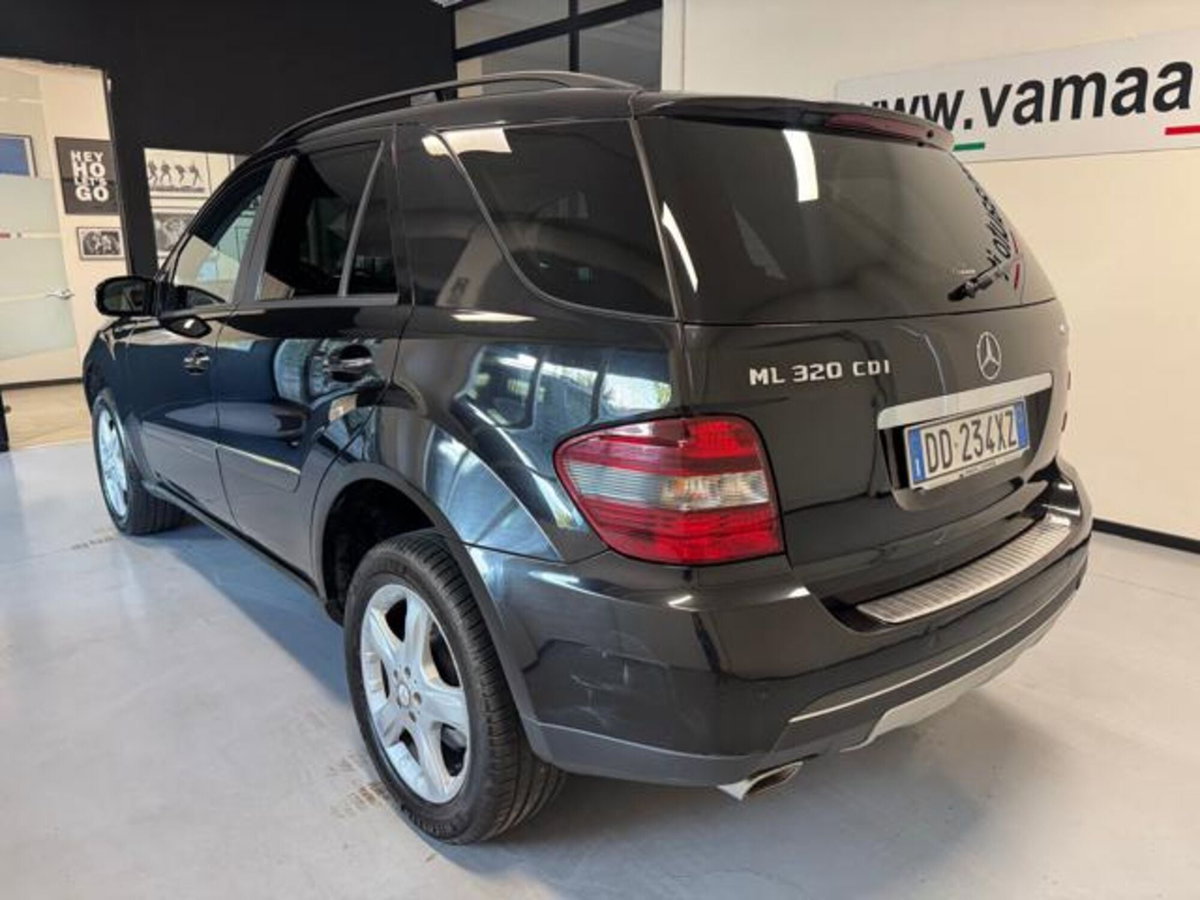 Mercedes-Benz Classe ML 320 CDI Chrome (7)