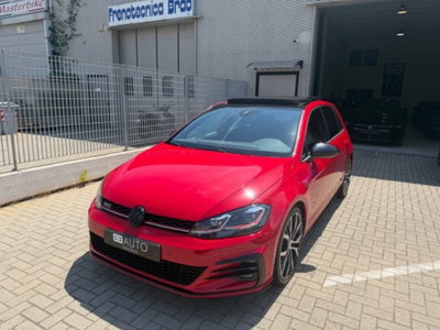 Volkswagen Golf 2.0 tsi GTI MT Ultimate 245cv (2)