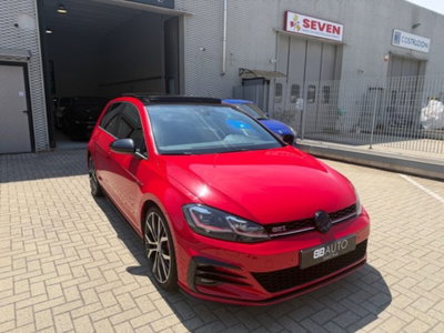Volkswagen Golf 2.0 tsi GTI MT Ultimate 245cv (4)