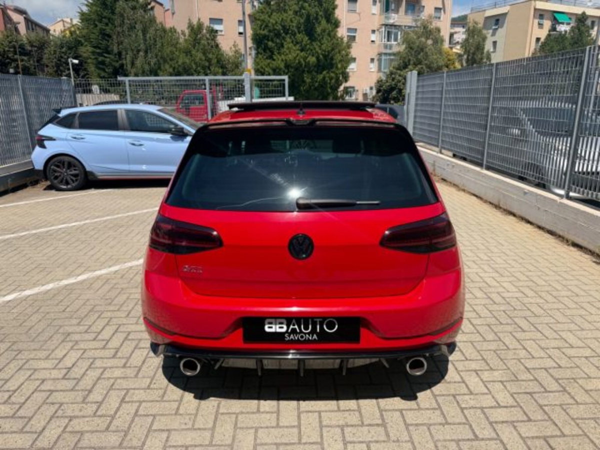 Volkswagen Golf 2.0 tsi GTI MT Ultimate 245cv (8)