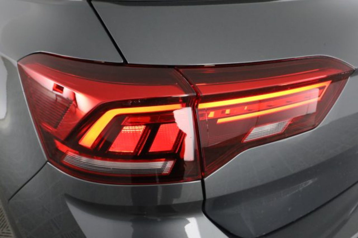 Volkswagen T-Roc 2.0 tdi Life 115cv (10)