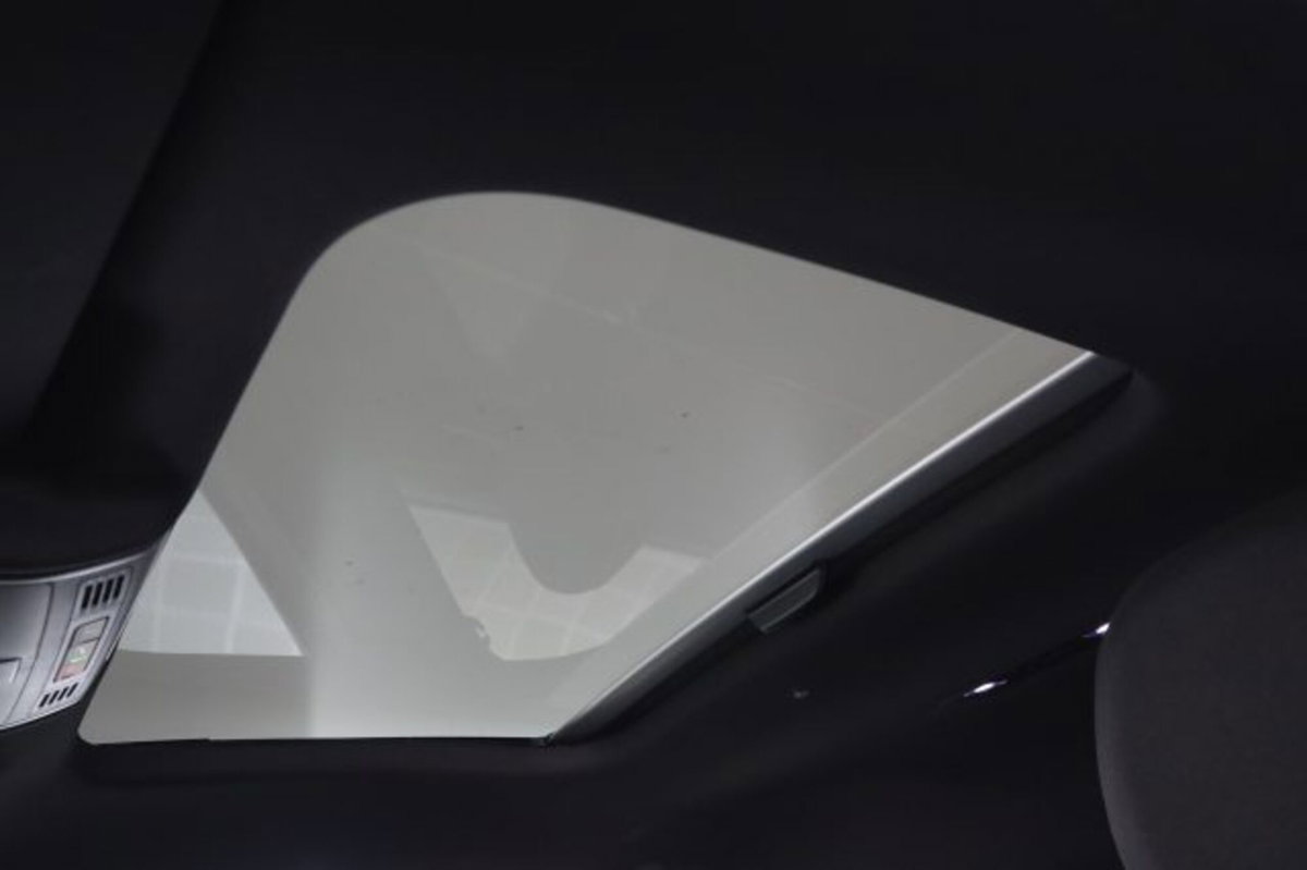 Volkswagen Taigo 1.0 tsi R-Line 115cv (13)