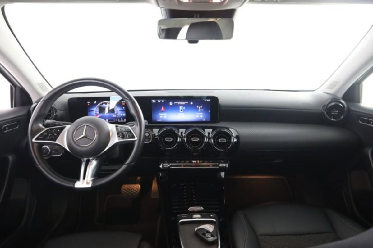 Mercedes-Benz Classe A 180 d Advanced auto (4)