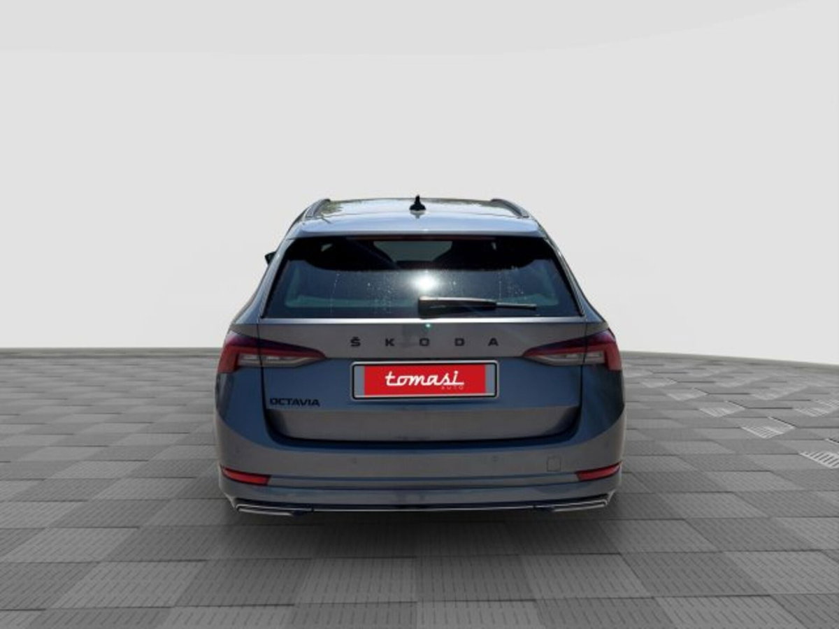 Skoda Octavia Station Wagon 2.0 TDI EVO SCR 150 CV DSG 4x4 Wagon Sportline (4)