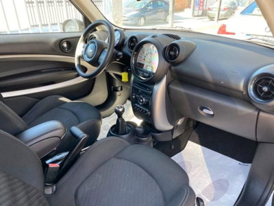 MINI Mini Paceman 1.6 Cooper D Paceman (10)