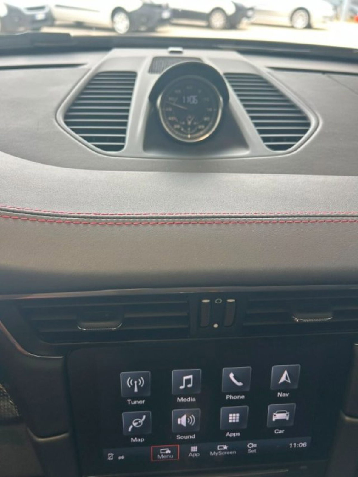 Porsche 911 Coupé 3.0 Carrera 4 GTS (14)