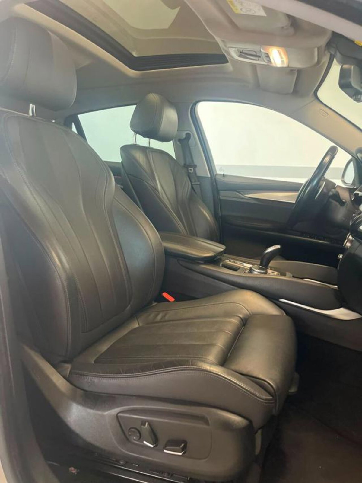 BMW X6 xDrive30d 249CV (12)