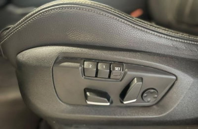 BMW X6 xDrive30d 249CV (14)