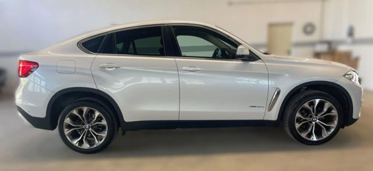 BMW X6 xDrive30d 249CV (3)