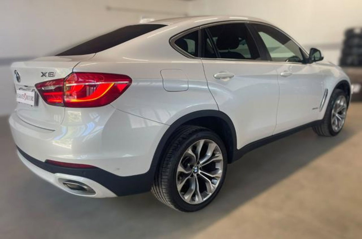 BMW X6 xDrive30d 249CV (4)