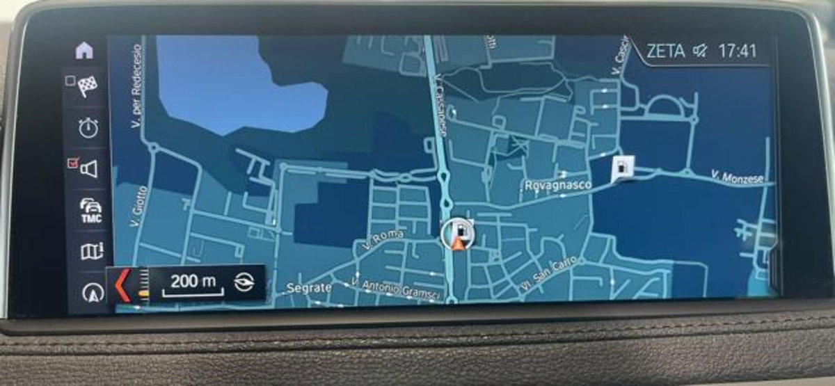 BMW X6 xDrive30d 249CV (8)