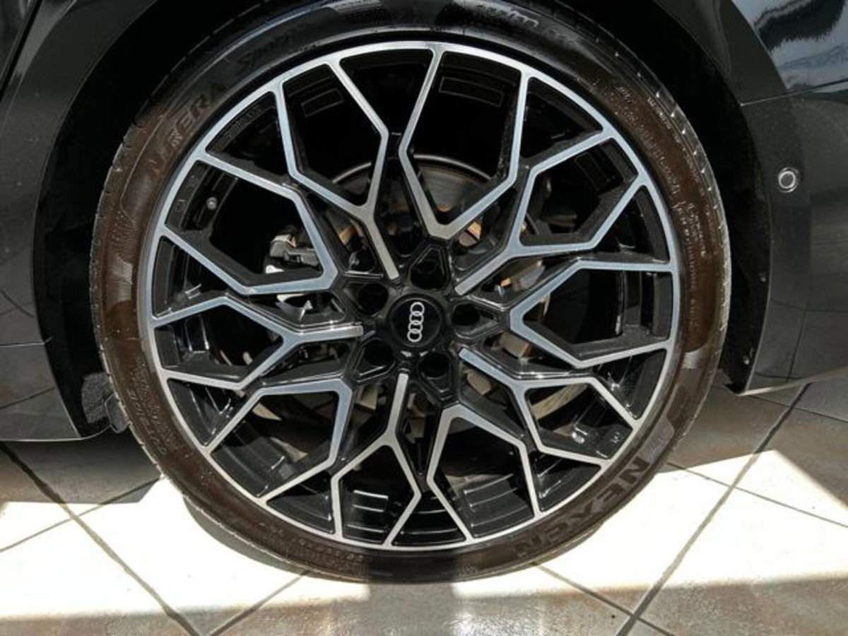 Audi A6 Avant 45 2.0 TFSI quattro ultra S tronic Business (11)