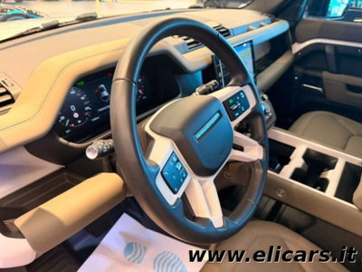 Land Rover Defender 110 3.0D I6 200 CV AWD Auto X-Dynamic S (10)