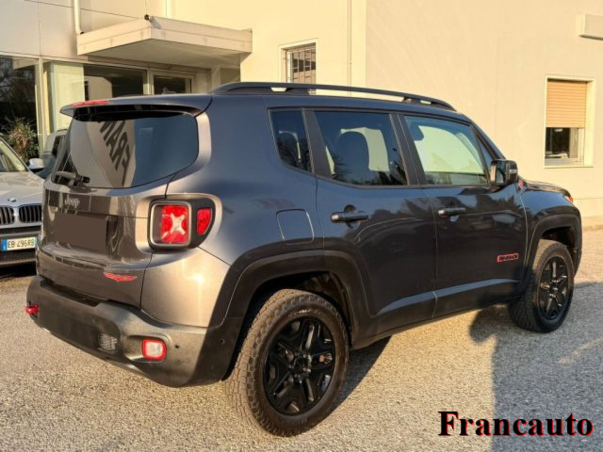 Jeep Renegade 2.0 Mjt 170CV 4WD Active Drive Low Trailhawk (5)
