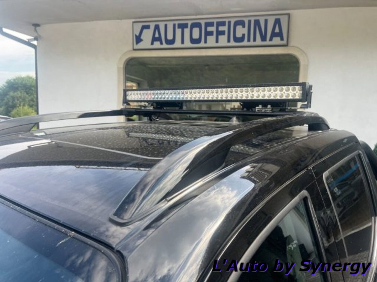 Nissan Navara 2.3 dCi 190 CV 7AT 4WD Double Cab N-Guard (7)