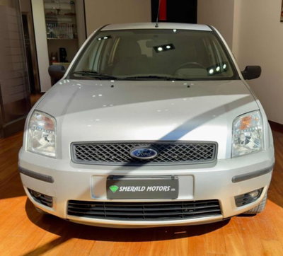 Ford Fusion 1.6 16V 5p. (2)