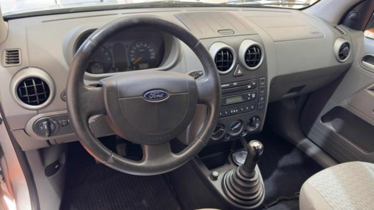 Ford Fusion 1.6 16V 5p. (7)