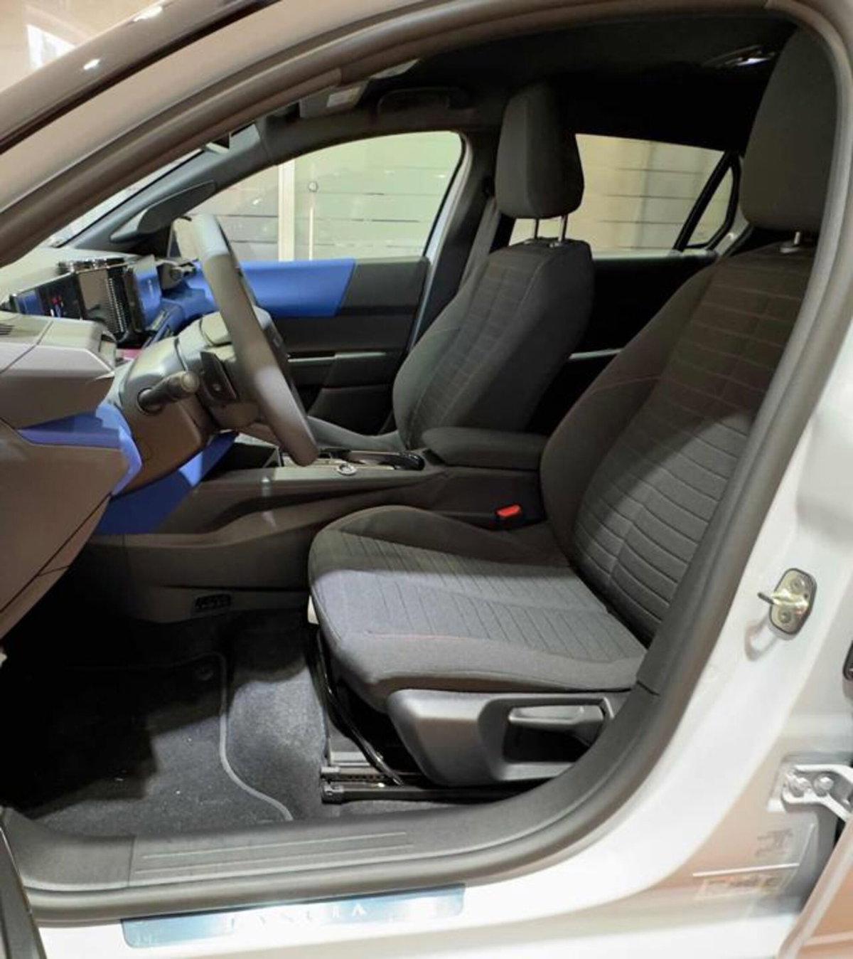 Lancia Ypsilon 1.2 mhev HF Line 110cv e-dct (8)