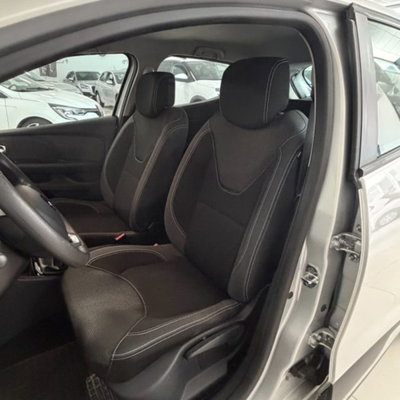 Renault Clio dCi 8V 90 CV 5 porte Business (14)