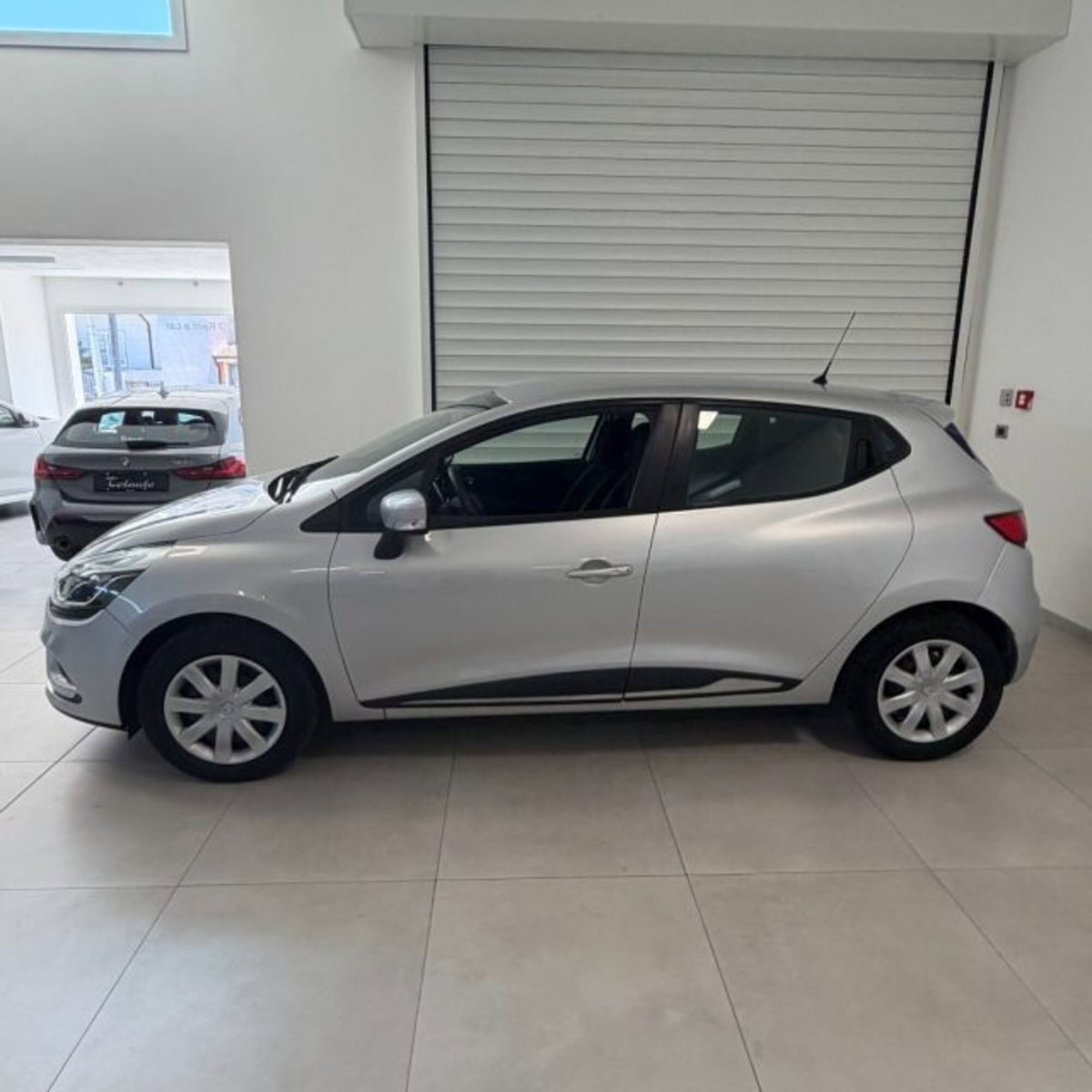 Renault Clio dCi 8V 90 CV 5 porte Business (4)