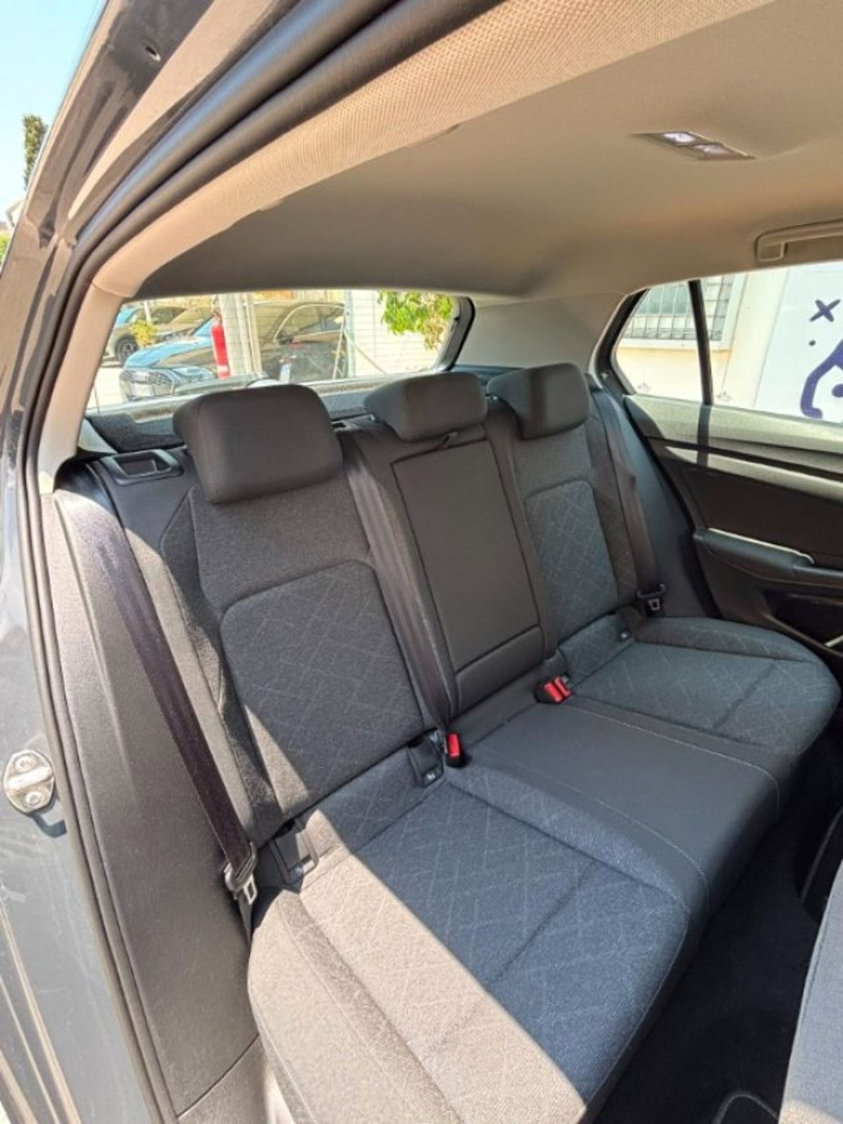 Volkswagen Golf 2.0 TDI SCR Life (10)