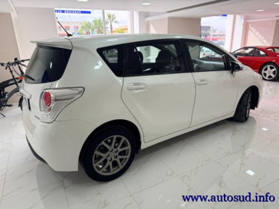Toyota Verso 2.0 D Active 7 posti (6)