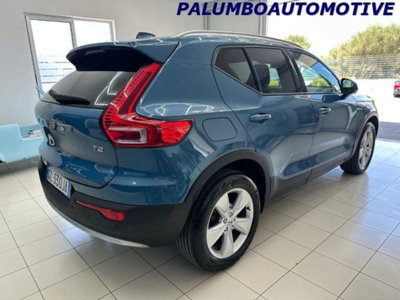 Volvo XC40 T2 automatico Core (4)