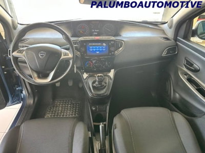 Lancia Ypsilon 1.0 FireFly 5 porte S&S Hybrid Ecochic Gold (8)