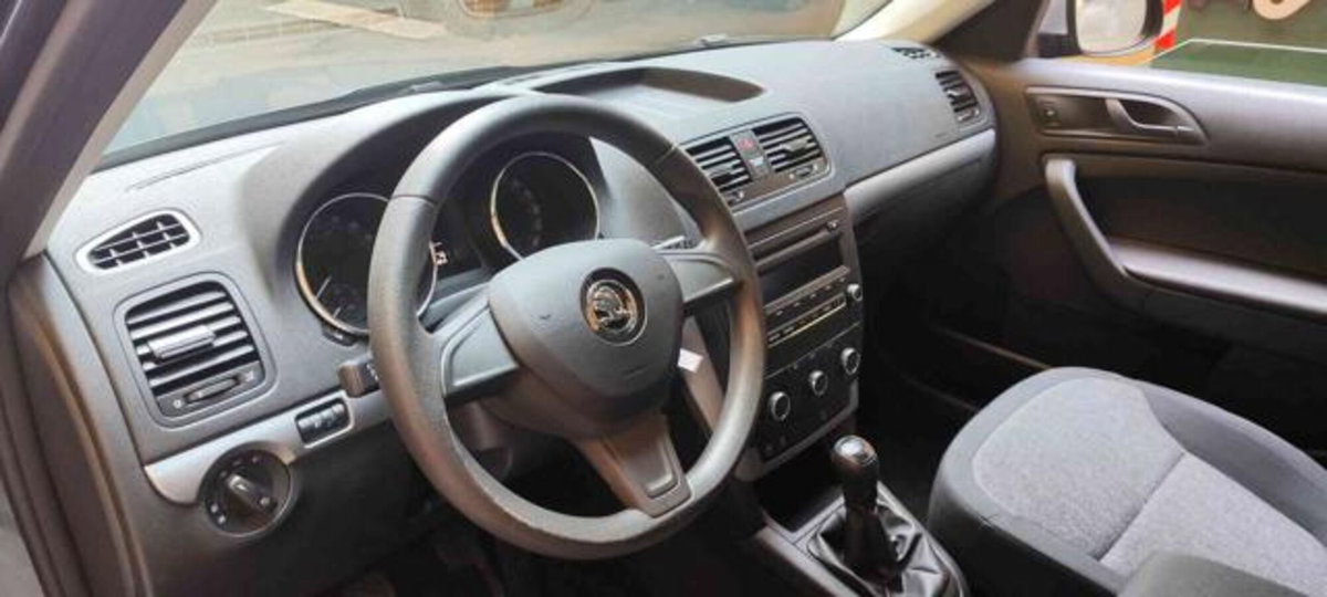 Skoda Yeti 1.6 TDI CR 105CV Ambition GreenLine (11)