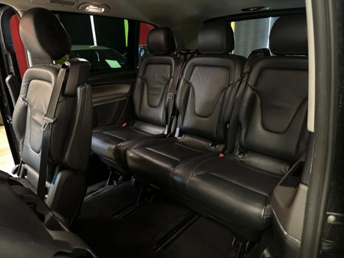 Mercedes-Benz Classe V 220 CDI Executive Extralong (9)