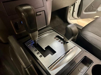 Mitsubishi Pajero 3.2 DI-D 16V aut. 5p. Tender DPF (9)