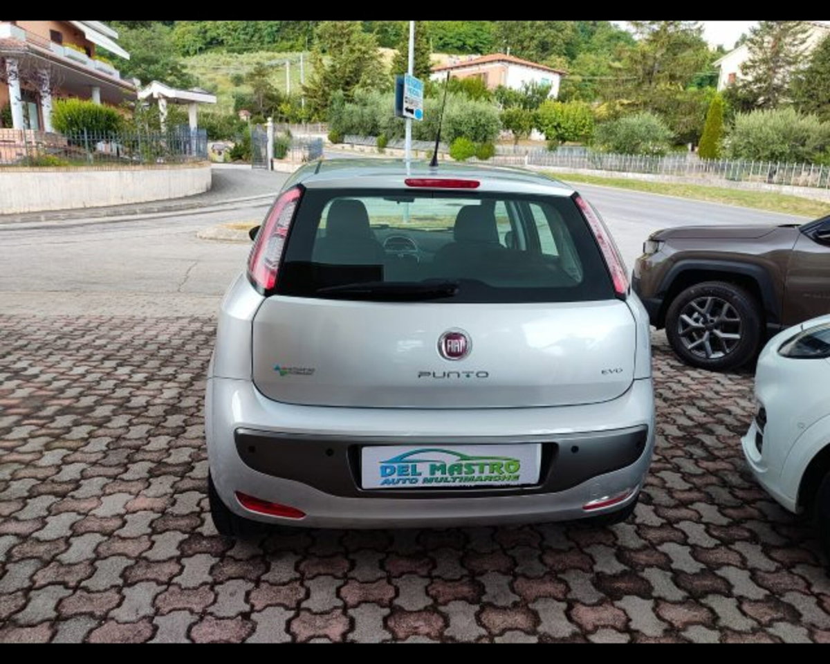 Fiat Punto Evo 1.4 5 porte Dynamic Natural Power (6)