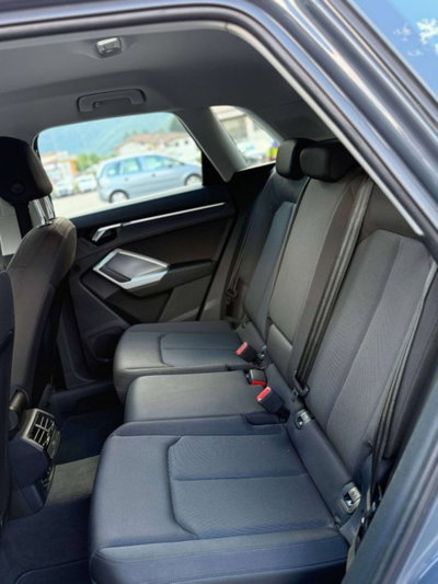 Audi Q3 35 2.0 tdi Business Advanced s-tronic (14)