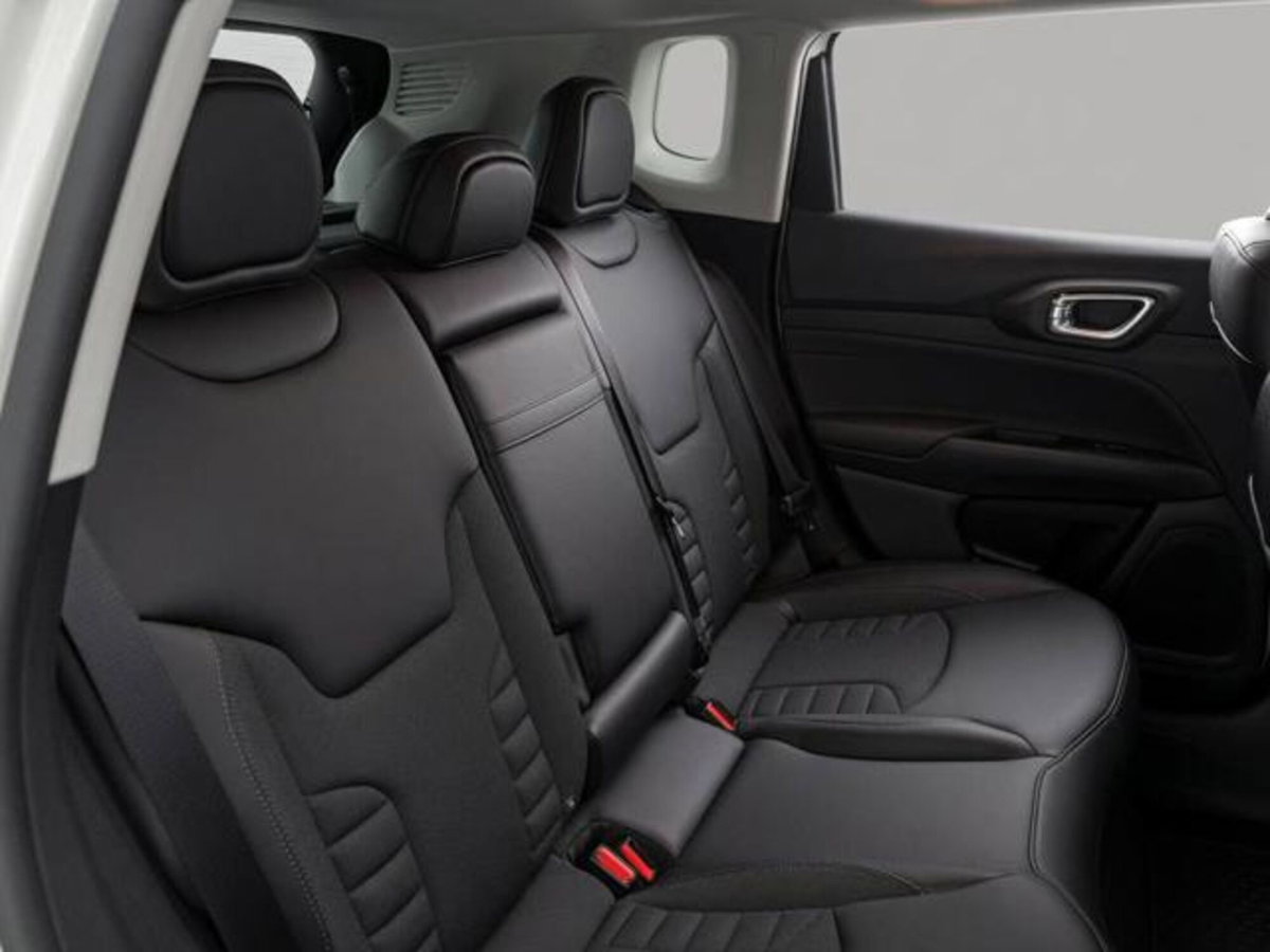 Jeep Compass 1.3 turbo t4 phev North Star 4xe auto (14)