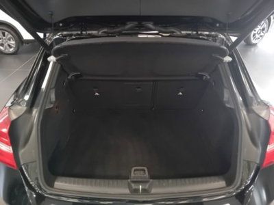 Mercedes-Benz GLA SUV 220 d Automatic Sport (11)