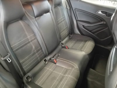 Mercedes-Benz GLA SUV 220 d Automatic Sport (17)