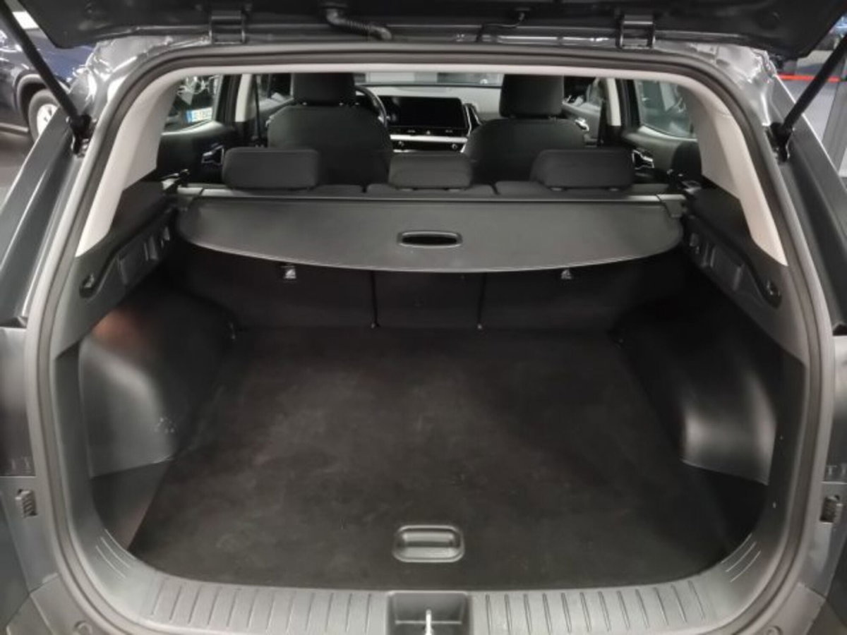 Kia Sportage 1.6 crdi mhev Business dct (9)