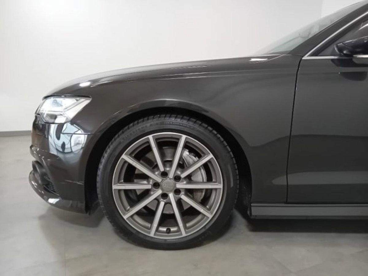 Audi A6 Avant 3.0 TDI 320 CV qu. tip. Business Plus (7)