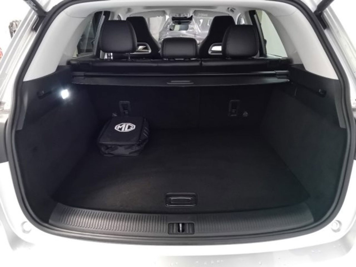 Mg EHS Plug-in Hybrid Exclusive (6)