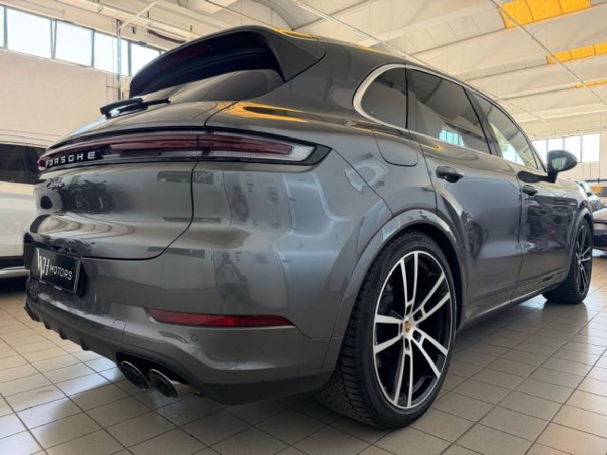 Porsche Cayenne 3.0 V6 E-Hybrid (6)