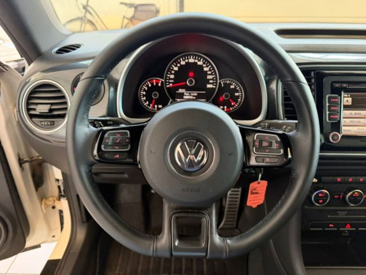 Volkswagen Maggiolino 1.4 TSI Sport (9)