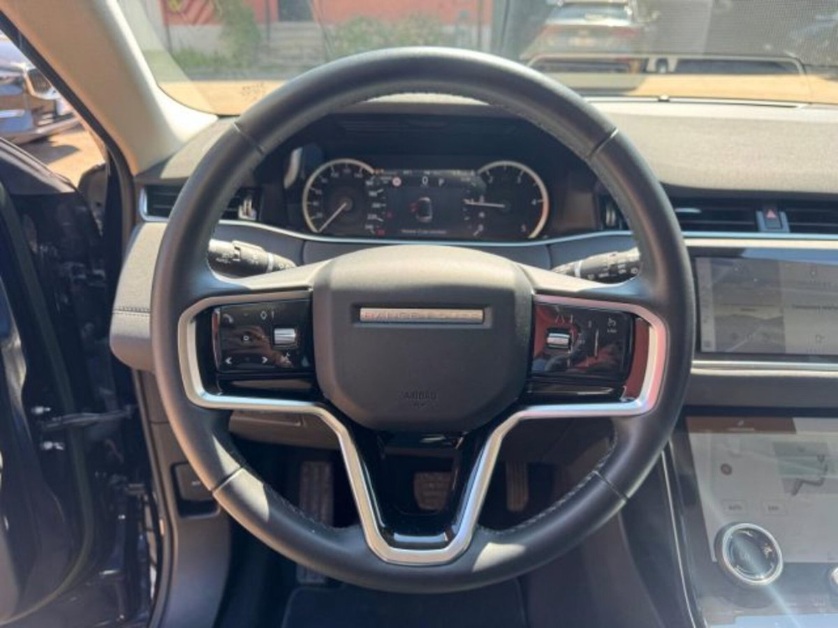 Land Rover Range Rover Evoque 2.0D I4 163CV AWD Auto R-Dynamic SE (6)