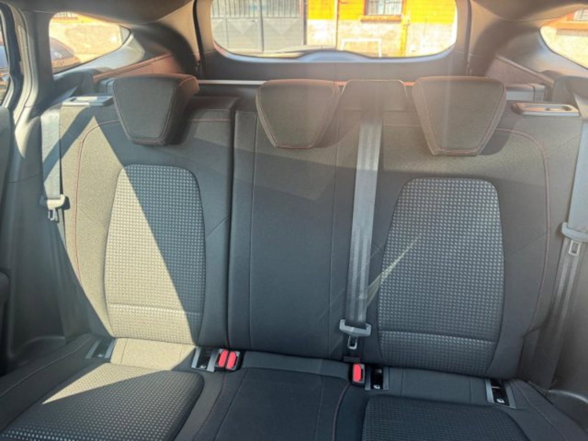 Ford Focus Station Wagon 1.0 EcoBoost Hybrid 155 CV SW ST-Line (18)