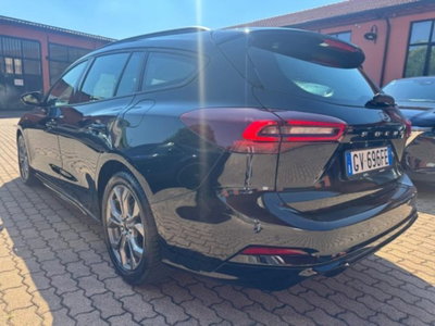 Ford Focus Station Wagon 1.0 EcoBoost Hybrid 155 CV SW ST-Line (5)