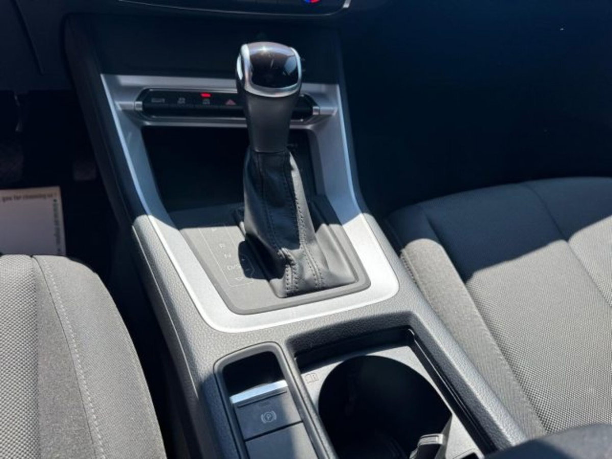Audi Q3 Sportback 35 TDI quattro S tronic Business Plus (20)