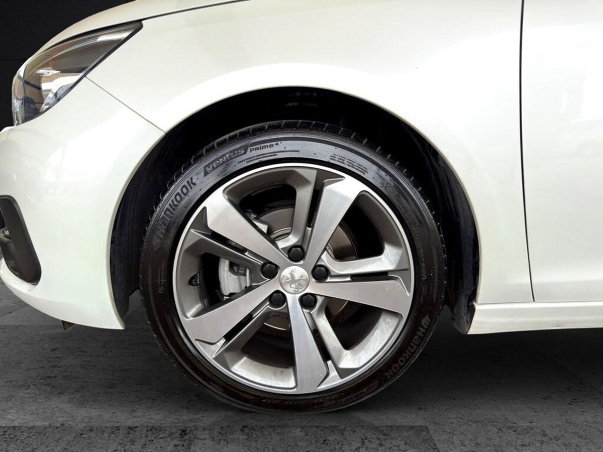 Peugeot 308 BlueHDi 130 S&S Business (14)