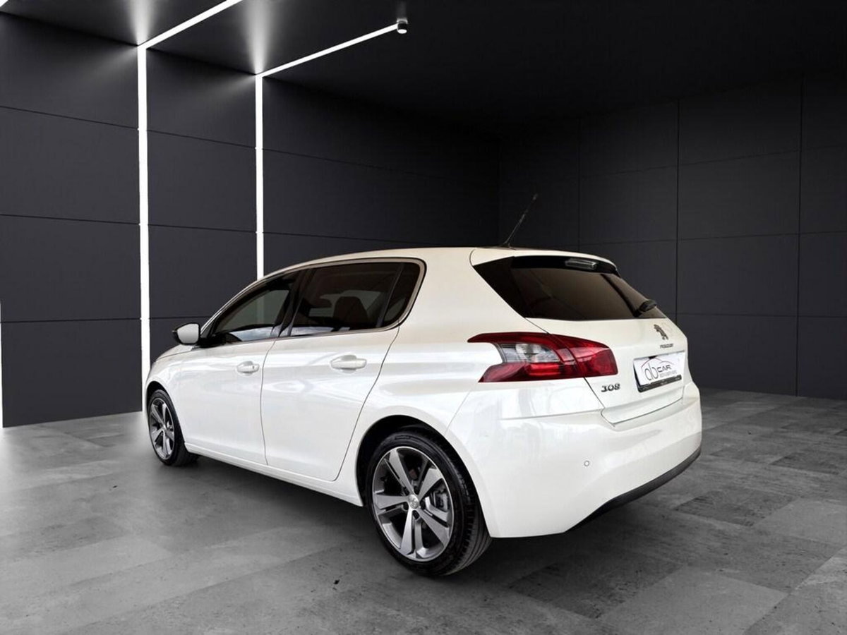 Peugeot 308 BlueHDi 130 S&S Business (4)