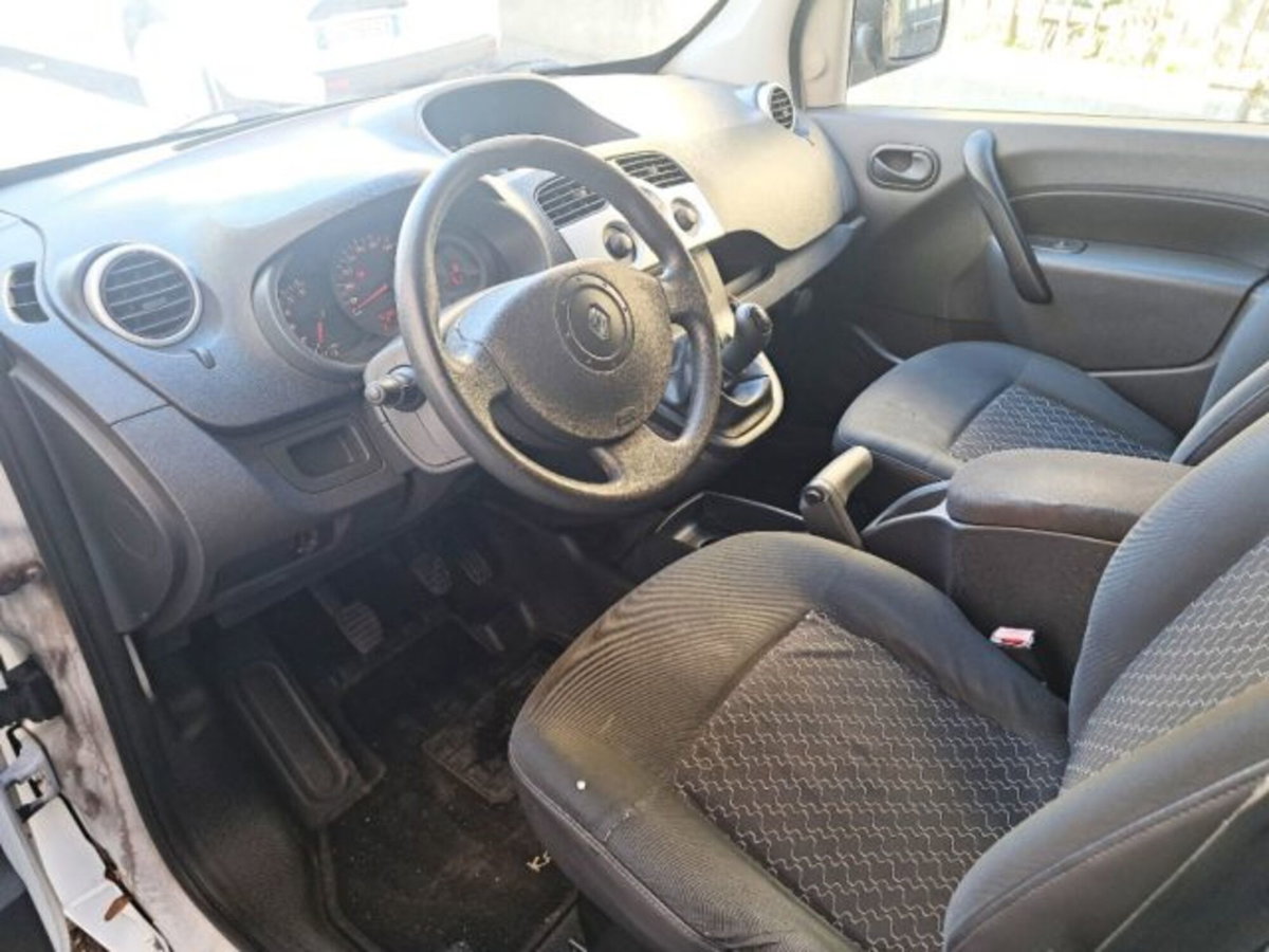Renault Kangoo 1.5 dCi 90CV F.AP. 5 porte Attractive (6)
