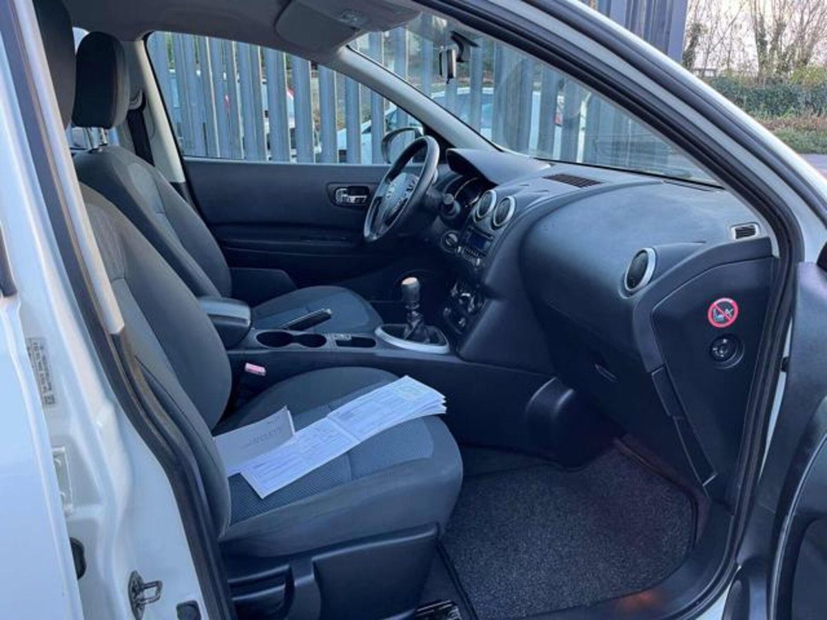 Nissan Qashqai 1.5 dCi DPF Acenta (7)