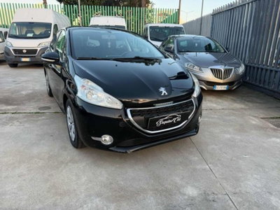 Peugeot 208 HDi 68 CV 5 porte Allure usata